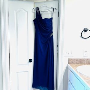 Elegant Blue One-Shoulder Dress